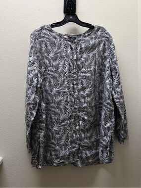 Tahari Black and White Leaf-Print 100% Linen Top 2X